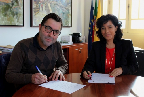 Protocolo de cedência da escola das Agras