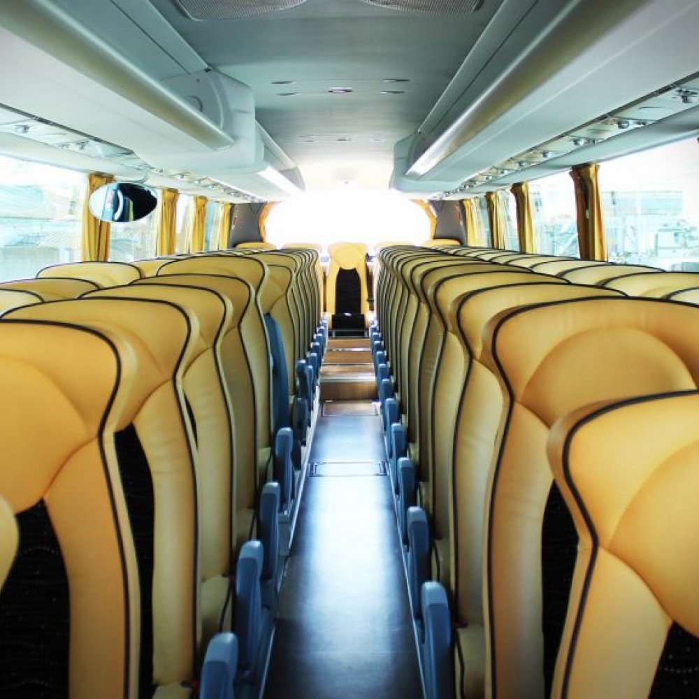 Candidaturas abertas para transportes escolares no ano letivo 2023/2024