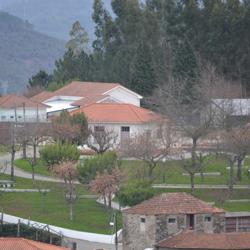 Parque de merendas do lugar da Serra da Vila
